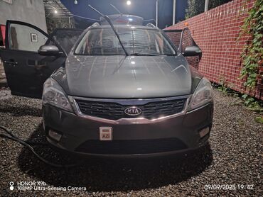 Tulumlar: Kia Ceed: 1.6 l | 2010 il Universal