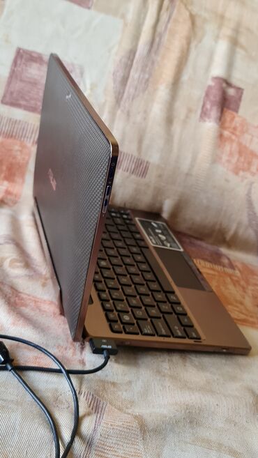 ASUS: Netbook je kao nov, sve radi nema.mane, moze I ko netbook I ko — 5