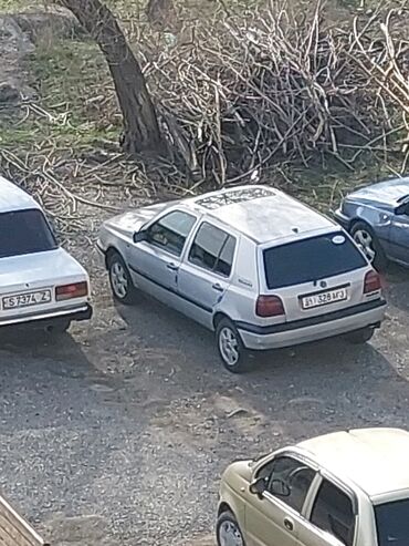 6 дыр: Volkswagen Amarok: 1994 г., 1.6 л, Механика, Бензин, Хетчбек