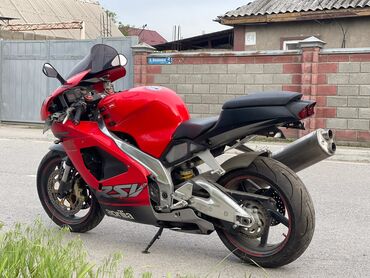 suzuki мотоцикл: Спортбайк Suzuki, 1000 куб. см, Бензин, Чоңдор үчүн, Колдонулган