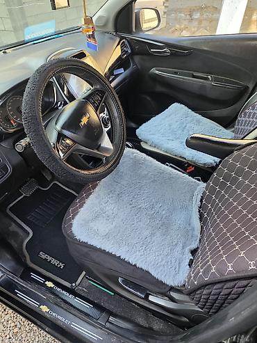 Chevrolet: Chevrolet Spark: 2017 г., 1 л, Вариатор, Бензин, Хэтчбэк — 11