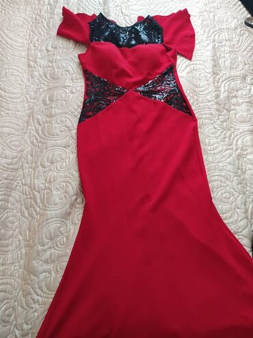 красное платье в пол: Вечернее платье