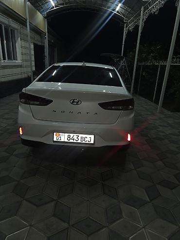 Продажа авто: Hyundai Sonata: 2022 г., 2 л, Автомат, Газ, Седан — 5