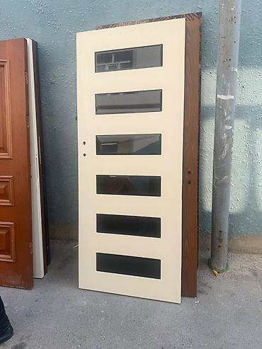 ağ qapı: Şüşəli dekorativ otaq qapıları - Material: MDF əsaslı qapı lövhəsi — 5