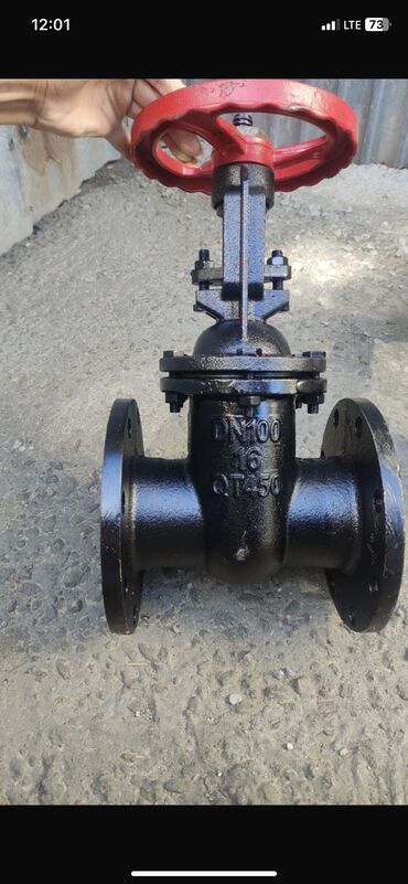 Другая сантехника: Задвижка чугун Электро Задвижка Отвод кованый Тройник кованый Гидрант — 11