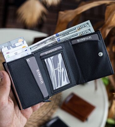 Wallets, porte-monnaie: Pulqabı, Kişi, Yeni