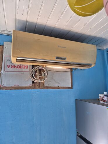 Köhnə tikili: Bakı, 1 otaqlı, Köhnə tikili, m. Azadlıq Prospekti, 20 kv. m -da lalafo.az — 9 Köhnə tikili: Bakı, 1 otaqlı, Köhnə tikili, m. Azadlıq Prospekti, 20 kv. m — 9