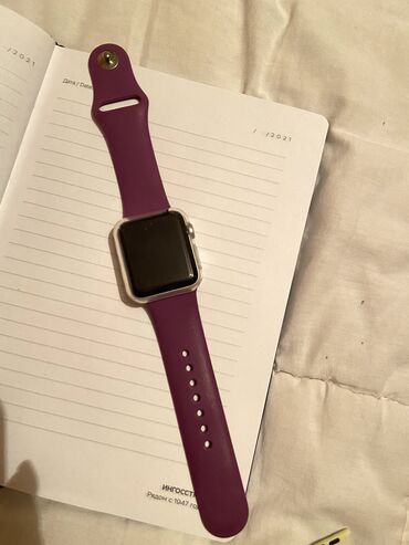 Наручные часы: Срочно продаётся Apple Watch 3 серии, в отличном состоянии