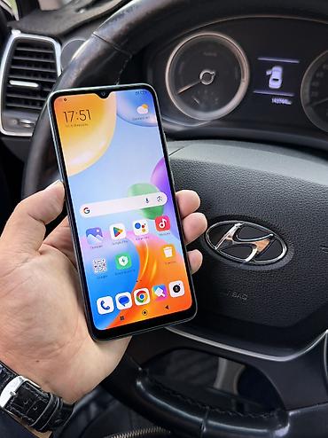 Мобильные телефоны и аксессуары: Redmi, Redmi 10C, Б/у, 64 ГБ, цвет - Зеленый, 2 SIM — 2