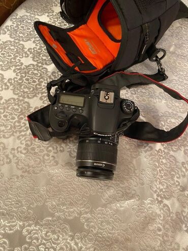 canon eos 1100d: Canon Kamera 60lığ satılır 520 manata real alıcıya endirim olacaq