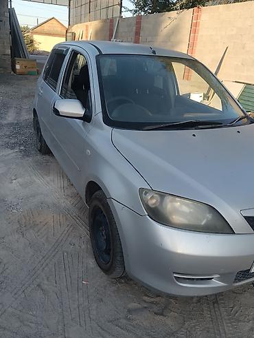2 8: Mazda Demio: 2004 г., 1.5 л, Автомат, Бензин — 1