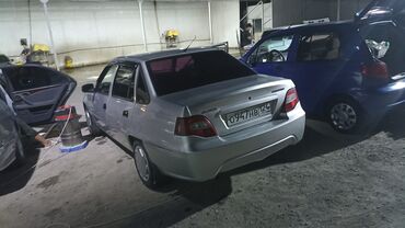 Daewoo: Daewoo Nexia: 2010 г., 1.5 л, Механика, Бензин, Седан