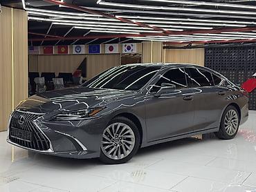Lexus: Lexus ES: 2023 г., 2.5 л, Автомат, Гибрид, Седан — 1