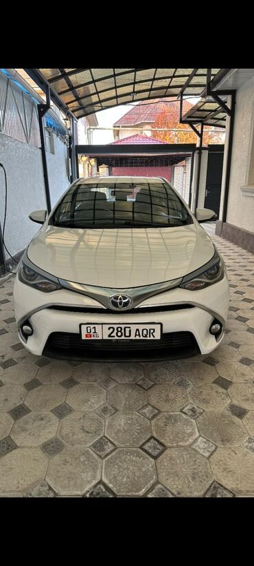 Toyota: Toyota Corolla: 2018 г., 1.8 л, Вариатор, Гибрид, Седан