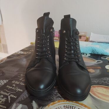 женская обувь 38: Ботинки и ботильоны 38, цвет - Черный
