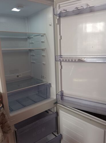 холодилник в рассрочку: Холодильник Beko, Б/у, Двухкамерный, 60 * 170 * 58