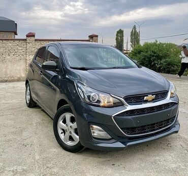 машина спарк: Автомобиль Chevrolet Spark в сером цвете – это компактный и