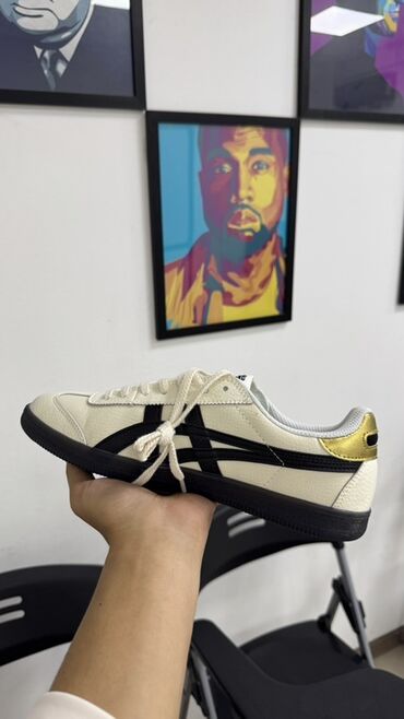 шакек муруской: Эркектердин кроссовкасы, 41, Asics, Жаңы, түсү - Ак, Өзү алып кетүү