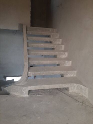 Бетонные лестницы: Бетонная лестница Для дома, Гарантия, Форма лестницы: Много-маршевая, Стиль: Классический — 8