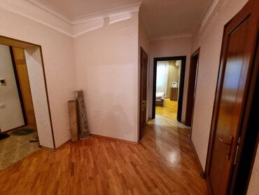 Uzunmüddətli kirayə mənzillər: ⚜️3 otaqlı, tam şəraitli mənzil kirayə verilir. ⚜️Tibb — 20