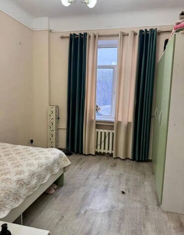 недвижимость г ош: 2 бөлмө, 61 кв. м, Сталинка, 2 кабат, Косметикалык ремонт