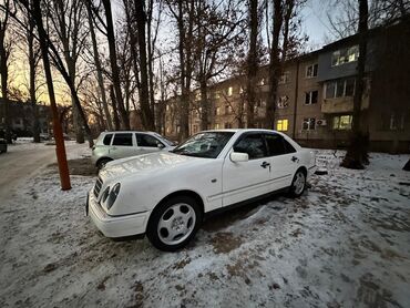 Mercedes-Benz: Mercedes-Benz E-Class: 1998 г., 3.2 л, Автомат, Бензин, Седан