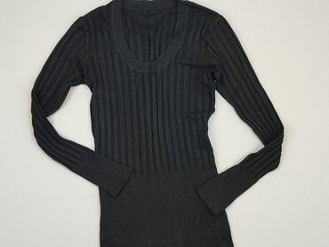 czarne t shirty damskie w serek: Sweter, S, stan - Zadowalający