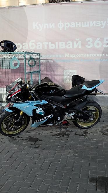макси мотоцикл: СРОЧНО ПРОДАЮ YAMAHA R6 стрекоза полностью обслужено готова к сезону — 1