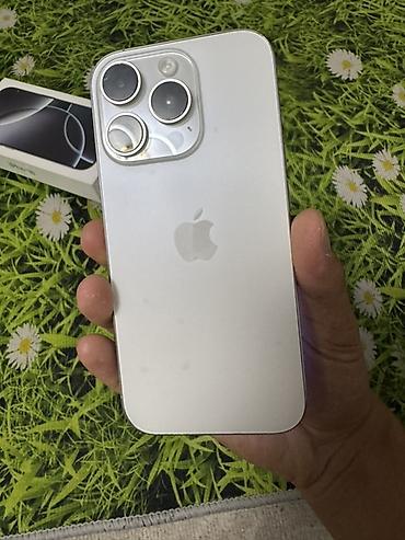 камера заднй бу: IPhone 16 Pro, цвет White Titanium на 256 гигабайт все родное кроме — 4