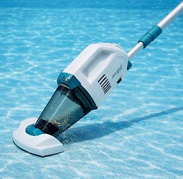 garden tools: INTEX PureSpa ZR100 Aku usisivač za bazen i spa Novo, nekorišćeno — 1