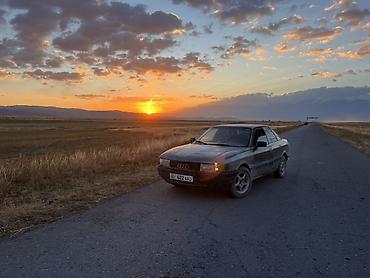 кочкор авто: Audi 80: 1990 г., 1.8 л, Кол менен иштөөчү, Бензин, Седан — 1