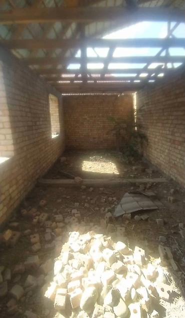 Продажа коттеджей и домов: Продаётся участок с недостроенным кирпичным домом с мансардным этажом — 4