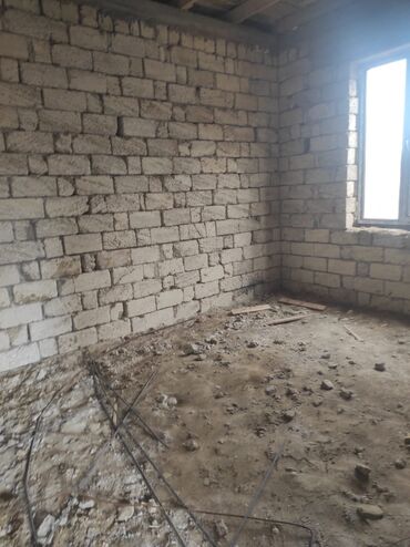 Həyət evləri və villaların satışı: Bakıxanov qəs. 4 otaqlı, 110 kv. m, Təmirsiz — 6