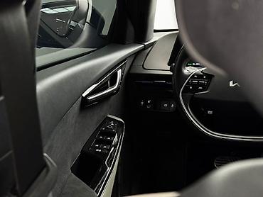 Kia: Kia EV6: 2022 г., Электромобиль, Кроссовер — 12