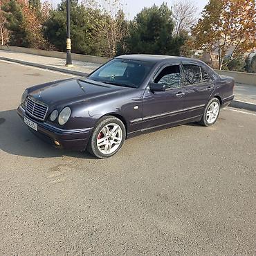 Mercedes-Benz: Mercedes-Benz E-Class: 3.2 l | 2000 il Sedan — 11