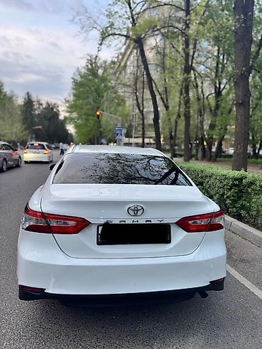 corolla 2016: Toyota Camry: 2018 г., 2.5 л, Автомат, Бензин, Седан — 5