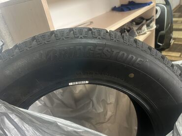 Шины: Шины 195 / 65 / R 15, Зима, Б/у, Комплект, Легковые, Япония, Bridgestone