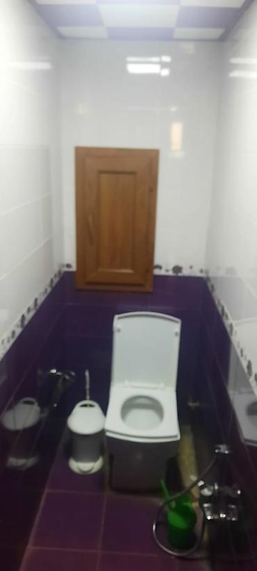 Uzunmüddətli kirayə mənzillər: Mənzildə 2 otaq planı: geniş dəhlizdən qonaq otağına və ayrıca mətbəxə — 2