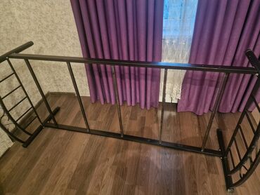 tek carpayi sekilleri: İkinəfərlik çarpayı, Bazasız, Matrassız, Siyirməsiz