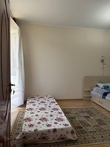 домики бишкек: 4 комнаты, 100 м², 2 этаж — 8
