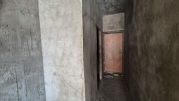 1 otaqli kohne binada ev: 1 otaqlı, Yeni tikili, 31 kv. m — 2