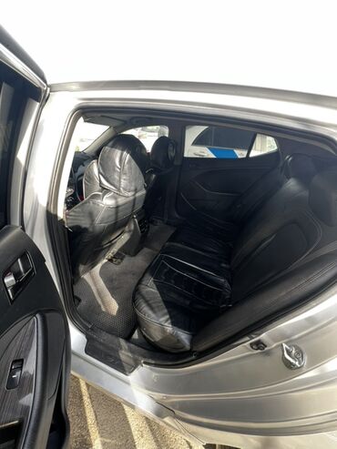 Kia: Kia K5: 2011 г., 2 л, Автомат, Газ, Седан — 7