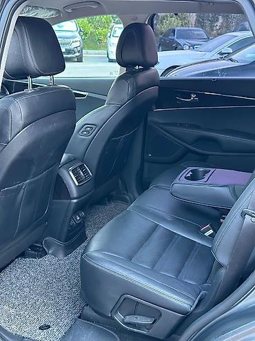 kor zona: Kia Sorento: 2 l | 2017 il Krossover — 10