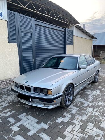 бмб е 34: BMW 525: 1995 г., 2.5 л, Механика, Бензин, Седан