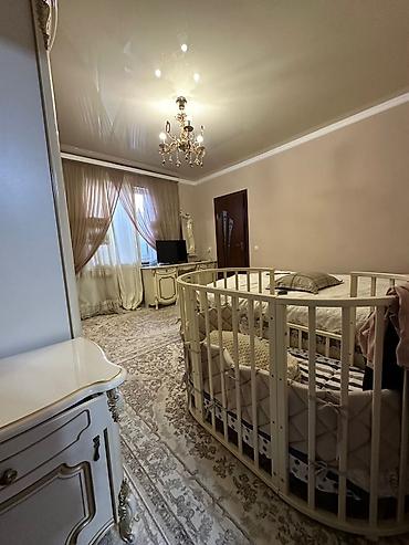 Продажа коттеджей и домов: Продаётся жилой дом с двором и хозяйственными постройками. - — 8