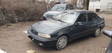 Daewoo: Daewoo Nexia: 2002 г., 1.5 л, Механика, Бензин, Седан