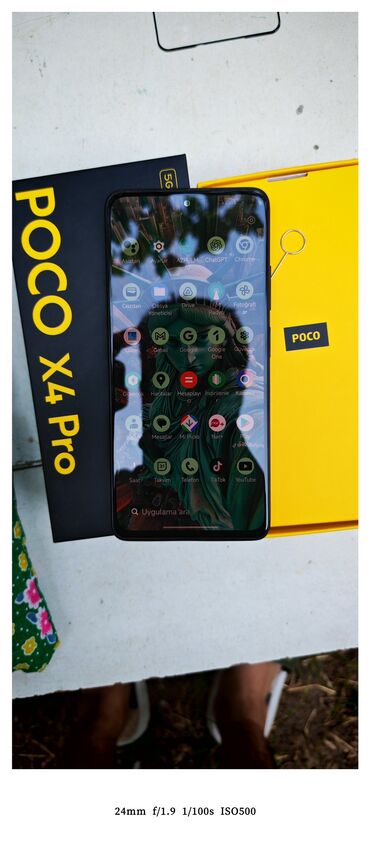 Poco X4 Pro, rəng - Qara