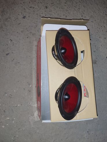 купить колонку jbl оригинал: Продаю новые колонки, размер 16. 160 ватт. цена 2500 сом