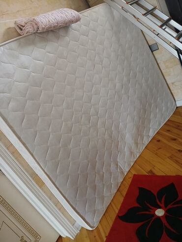 Divan və kreslo dəstləri: Matras tecili satilir 70azn. Olcu 160×200. Unvan Sumqayit Nigaz