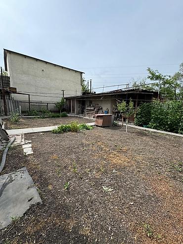 Продажа коттеджей и домов: Продается 2х этажный дом 🏠 📍Район Кож-Завода, Дордоя Площадь дома — 9